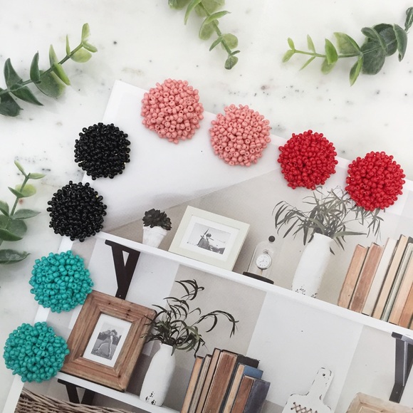 "Clémence" Earrings || Cherry Red Beaded Statement - Picture 5 of 9